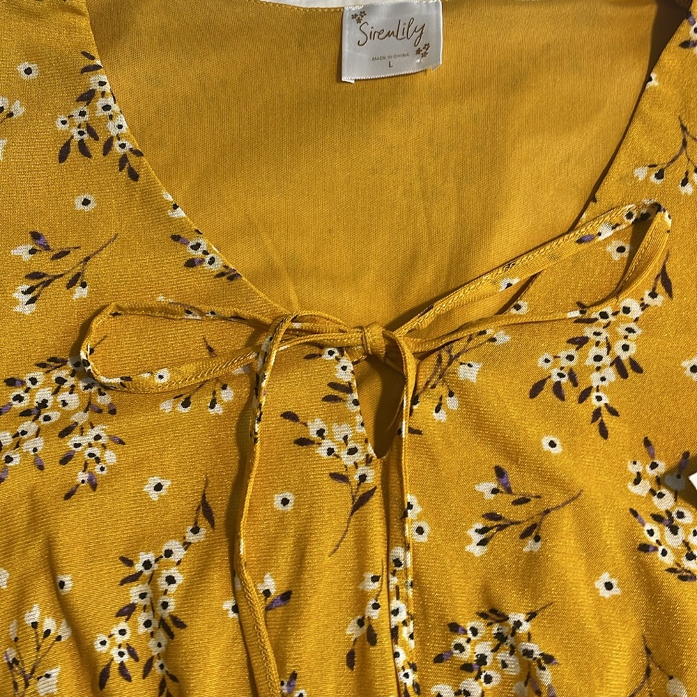 SirenLily yellow, floral dress. Tie at bust, modest puff sleeves, bottom ruffle. - Picture 2 of 11